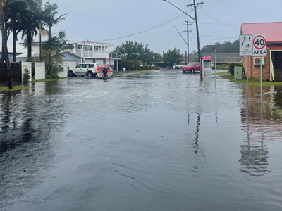 “Bão bom” bất ngờ gây lũ lụt nghiêm trọng ở Australia