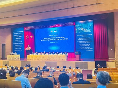  Những trang sử vàng và di sản  của nền ngoại giao Hồ Chí Minh 