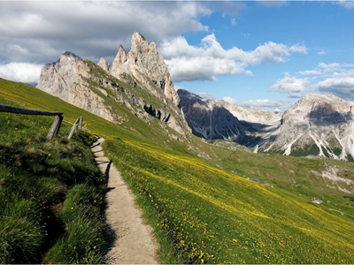 Italia tăng cường các biện pháp quản lý hành vi du khách nơi công cộng