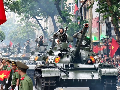 Chiêm ngưỡng dàn khí tài hiện đại bậc nhất tiến về quảng trường Ba Đình chuẩn bị sơ duyệt