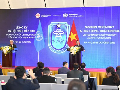 Thủ tướng Phạm Minh Chính và Tổng Thư ký Liên Hợp Quốc António Guterres đồng chủ trì họp báo