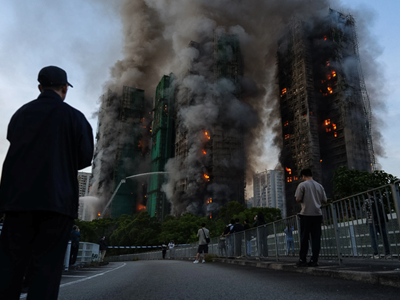 Việt Nam chia buồn sâu sắc đến gia đình các nạn nhân vụ cháy chung cư ở Hong Kong (Trung Quốc) 