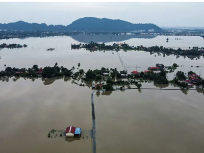 Hơn 900 người thiệt mạng và hàng trăm người mất tích do mưa lũ tại châu Á