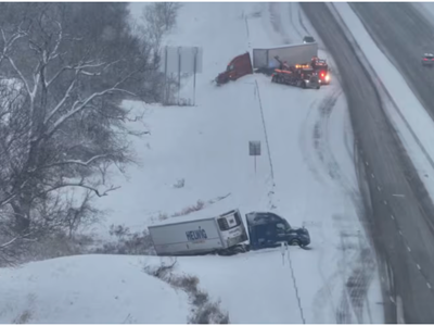 Bão bom mang theo trận tuyết rơi đầu tiên trên ở vùng Đông Bắc Mỹ