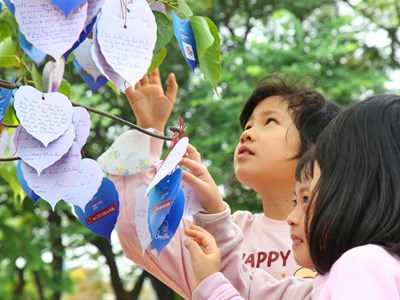 Viết tiếp những câu chuyện hạnh phúc và lan toả yêu thương