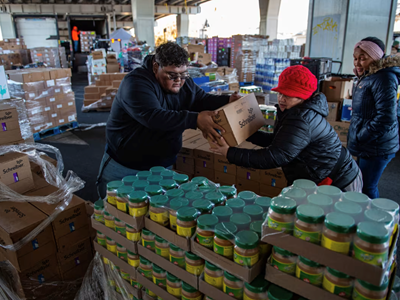 Lý do thu nhập tăng, cảm giác nghèo vẫn “đeo bám” người Mỹ?