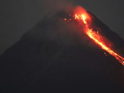 Philippines sơ tán gần 3.000 dân do núi lửa Mayon phun trào