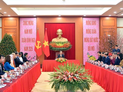 Kiều bào chung tay xây dựng đất nước ngày càng phát triển phồn vinh, hạnh phúc