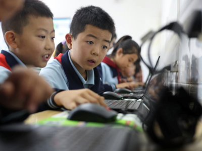 Trung Quốc thúc đẩy đưa AI vào trường học