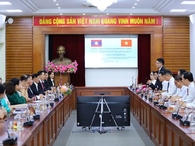 Tọa đàm trao đổi kinh nghiệm về công tác văn phòng giữa Văn phòng Bộ VHTTDL Việt Nam và Văn phòng Bộ Văn hóa và Du lịch Lào 