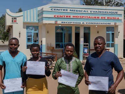 Số ca mắc Ebola tại CHDC Congo lên tới hơn 300 người