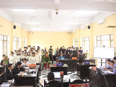 Xét xử các đối tượng cầm đầu đường dây cho vay lãi nặng hơn 20.000 tỉ 