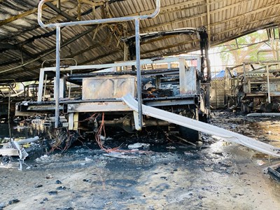 Lại xảy ra vụ cháy hàng chục xe điện du lịch ở Hội An