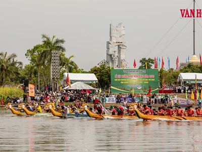 Nhịp chèo trên dòng sông thống nhất