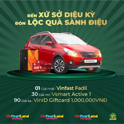 Đua nhau “check in” bên Cây thông lồng đèn cao nhất Việt Nam - Anh 12