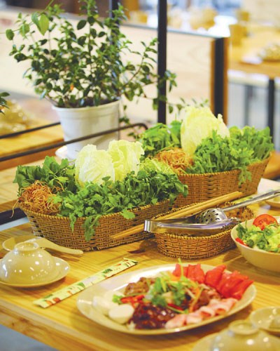 Ẩm thực Việt quảng bá văn hóa Việt - Anh 2