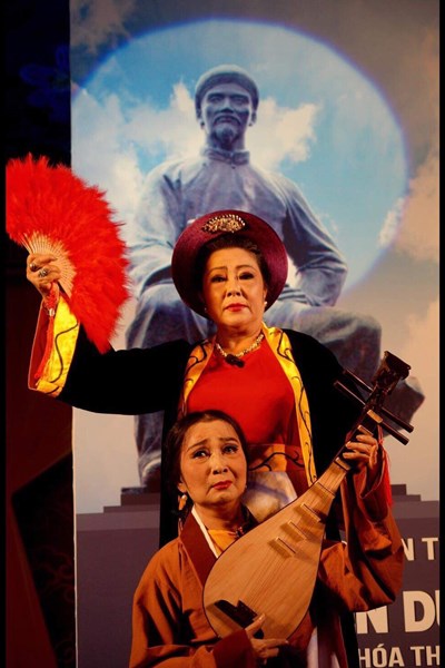 NSƯT Trần Tường - Hoài Thu: Gừng càng già càng cay - Anh 5