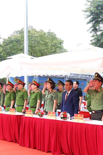 Bộ Công an: Khai mạc Ngày chạy Olympic vì sức khỏe toàn dân - Anh 1