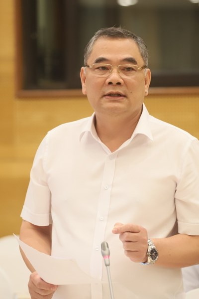 Bắt ông Trần Duy Đông, Cục phó Cục Xúc tiến thương mại - Anh 1