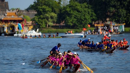TP. Huế siết chặt quản lý lễ hội, kiên quyết chấm dứt đua ghe “chui” đầu xuân