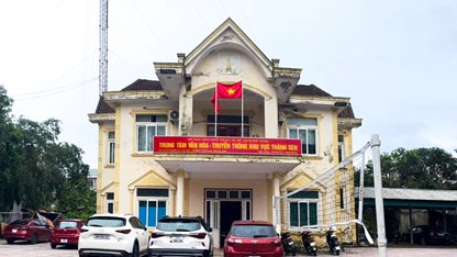 Giải thể 12 Trung tâm Văn hoá - Truyền thông khu vực 