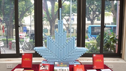 Trưng bày hơn 300 tài liệu về Quốc hội Việt Nam chào mừng bầu cử