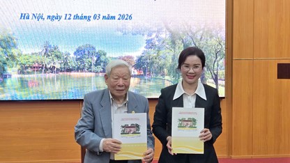 Khu Di tích Chủ tịch Hồ Chí Minh tại Phủ Chủ tịch tiếp nhận nhiều ảnh tư liệu về Bác Hồ