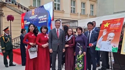 Lan tỏa di sản Hồ Chí Minh, vun đắp tình hữu nghị Việt Nam – Cộng hòa Séc