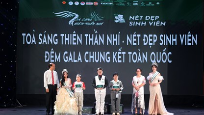 Đoàn Ngọc Gia Bảo đăng quang Quán quân