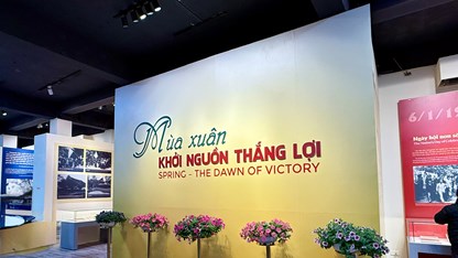 Trưng bày chuyên đề “Mùa Xuân - Khởi nguồn thắng lợi” 