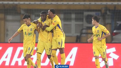 Highlight Hà Tĩnh vs SLNA: Đội khách chiến thắng tối thiểu