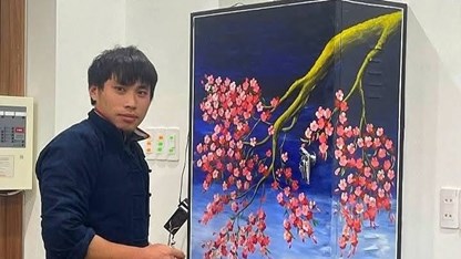 Từ vẽ ký họa dạo đến bán được tranh: Hành trình theo đuổi đam mê của chàng trai Mèo Vạc