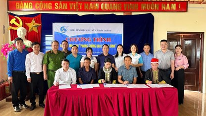 Phụ nữ xã vùng cao Hợp Thành chung tay phòng, chống bạo lực gia đình 