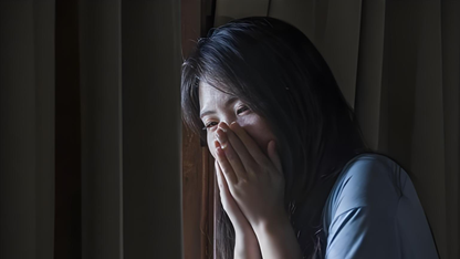 Sau khi mắng con, tôi khóc đến nửa đêm: Điều gì đằng sau những lần sụp đổ của cha mẹ?