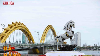 Ngắm dàn linh vật ngựa Tết Bính Ngọ 2026 bên sông Hàn