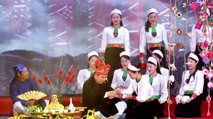  Rực rỡ sắc màu Ngày hội Văn hóa Mường