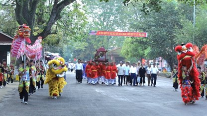 Về Xuân Lập dự Lễ hội đền vua Lê