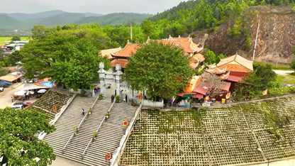 Đền Hàn Sơn ở Tống Sơn – miền linh tích bên dòng sông Lèn