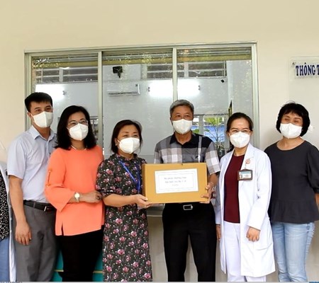 Đón Trung thu đặc biệt cùng các chú bộ đội, chiến sĩ áo trắng - Anh 4