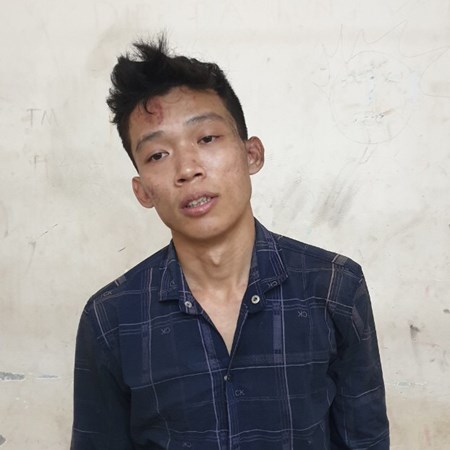 “Ăn hàng” trưa 29 Tết, cướp vứt xe khi gặp trinh sát - Anh 1