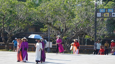 TP. Huế phấn đấu đón từ 7 đến 7,5 triệu lượt khách trong năm 2026