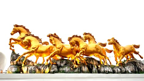 Xuân rực rỡ bên kỳ quan Vịnh Hạ Long