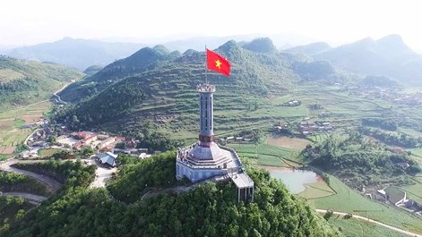 Điểm cực Bắc Lũng Cú đón gần 13 nghìn lượt khách dịp nghỉ lễ