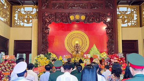 Kỷ niệm 138 năm Ngày sinh Chủ tịch Tôn Đức Thắng 