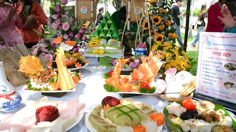 Gia Lai: Rộn ràng sắc vị Ngày hội bánh truyền thống 