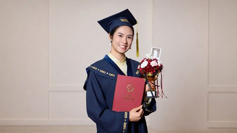 Hai dấu mốc cách nhau 16 năm của Hoa hậu Ngọc Hân