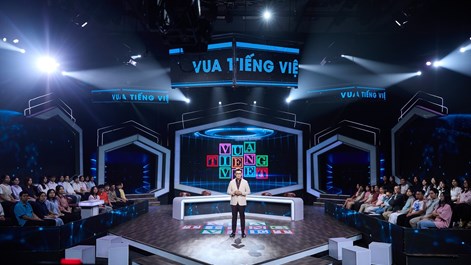 “Vua tiếng Việt” trở lại với người dẫn chương trình mới