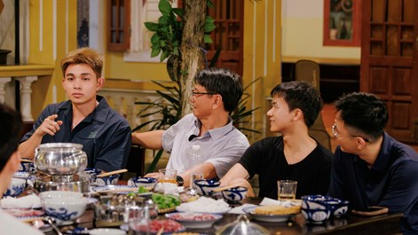 Tập 2 “Quán nhà Haha”: Niềm vui bên mâm cơm và nỗi niềm giữ nghề truyền thống