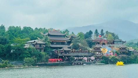 Việt Nam vào top 10 thế giới, không chỉ vì cảnh đẹp