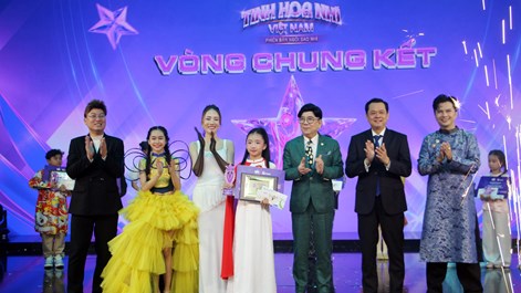 Hán Yu Triệu Vy đăng quang “Tinh hoa nhí Việt Nam” 